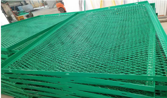 桥梁防抛网 恺嵘品质供应编织网角钢框架高速防护网钢管立柱