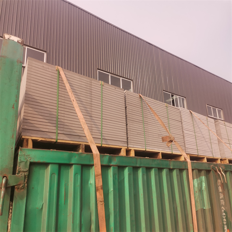 耐腐蚀 性能稳定 黑龙江水泥纤维板厂家