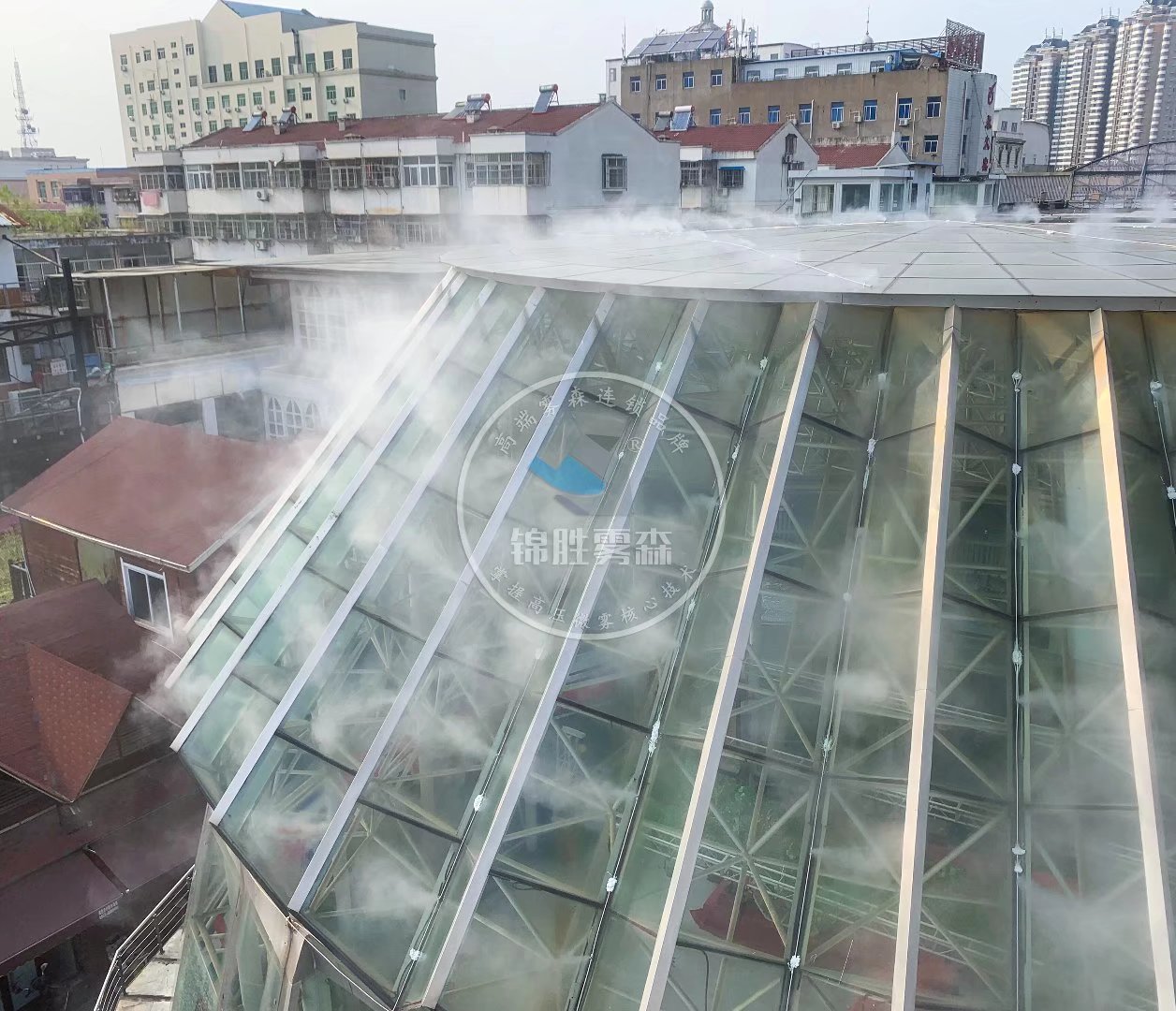 钢架结构 玻璃钢结构 屋顶花园 喷雾降温 锦胜雾森人造雾