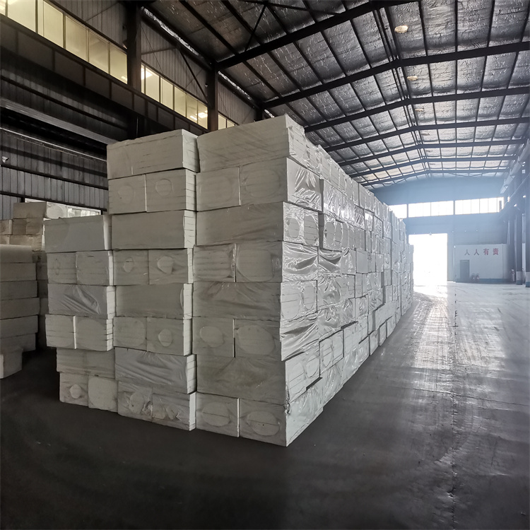 四川硅酸铝板生产厂家