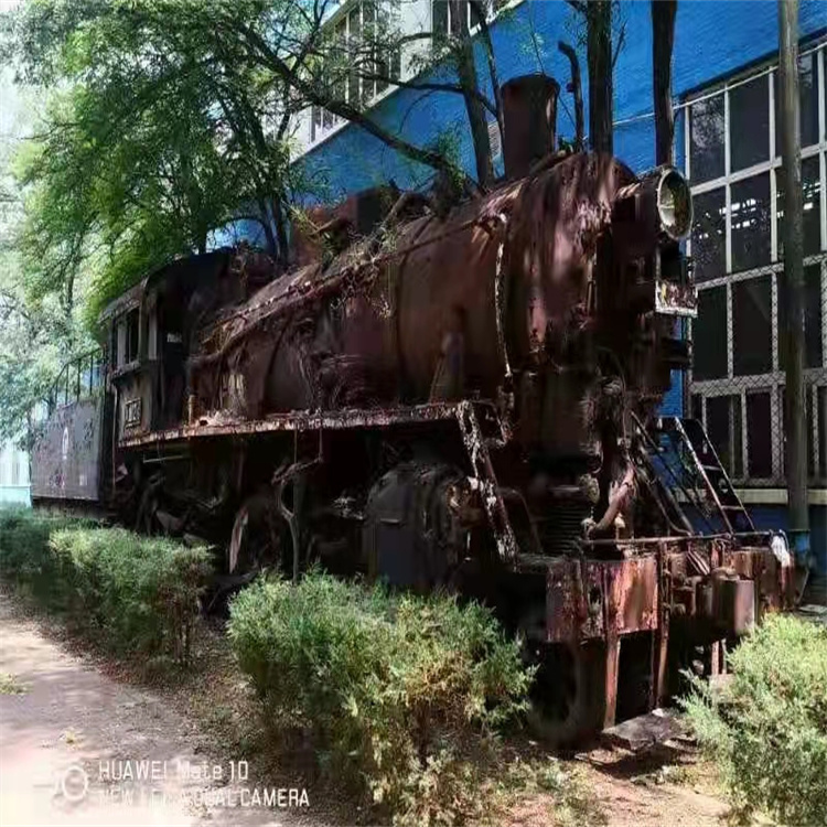 沧州老式蒸汽火车头回收