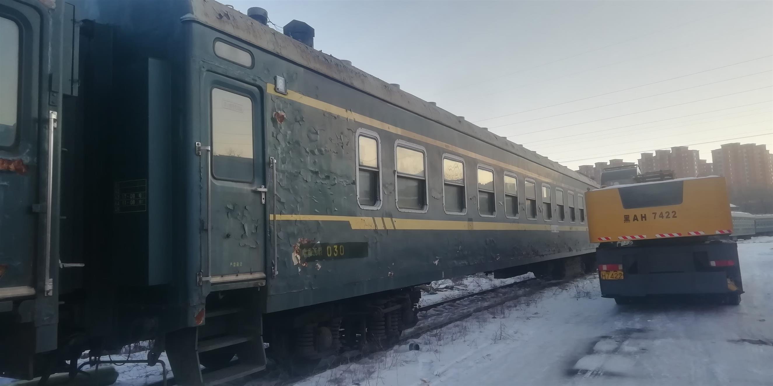 乌海废旧火车车厢出售