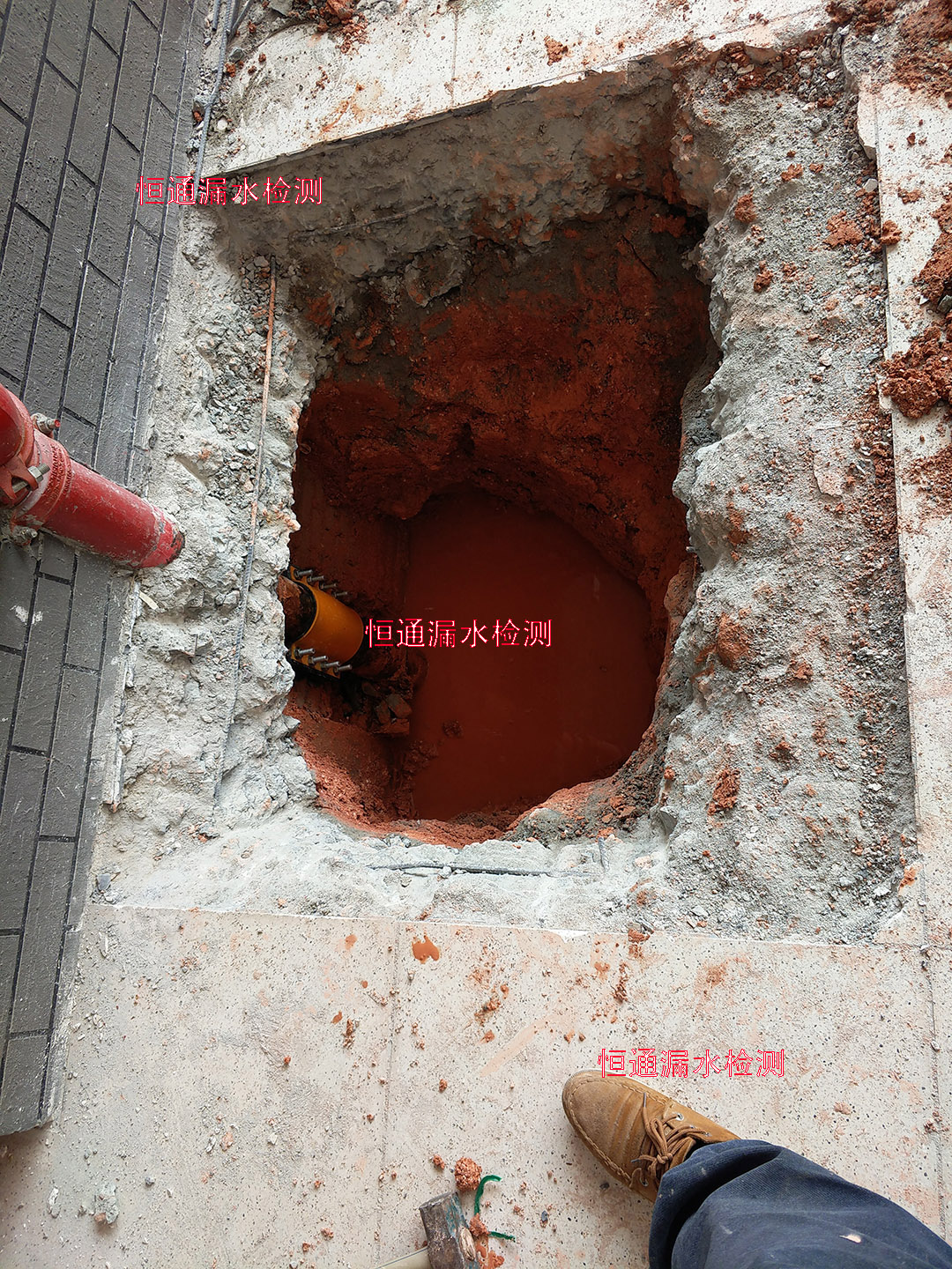 深圳居家水管漏水查漏，维修各种水管漏水点，地下水管漏水检测