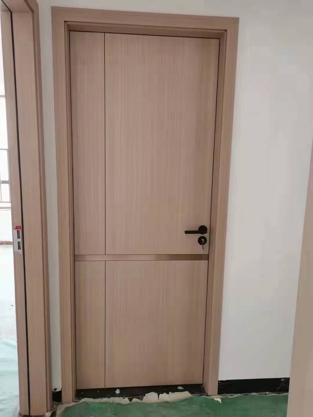 广东木门工厂直销复合实木门橡胶木门碳晶门烤漆门生态门