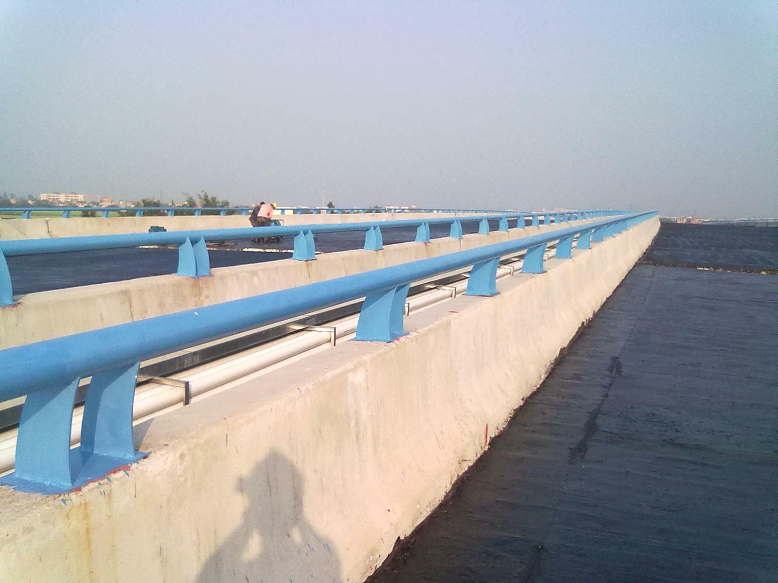 广州艺佰涂科技有限公司 水性沥青基桥面防水涂料用量0.5