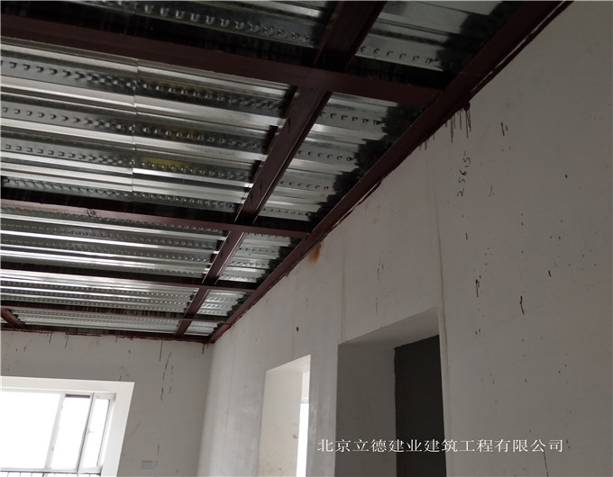 济南钢结构夹层制作安装队伍 钢构平台设计 立德建业工程