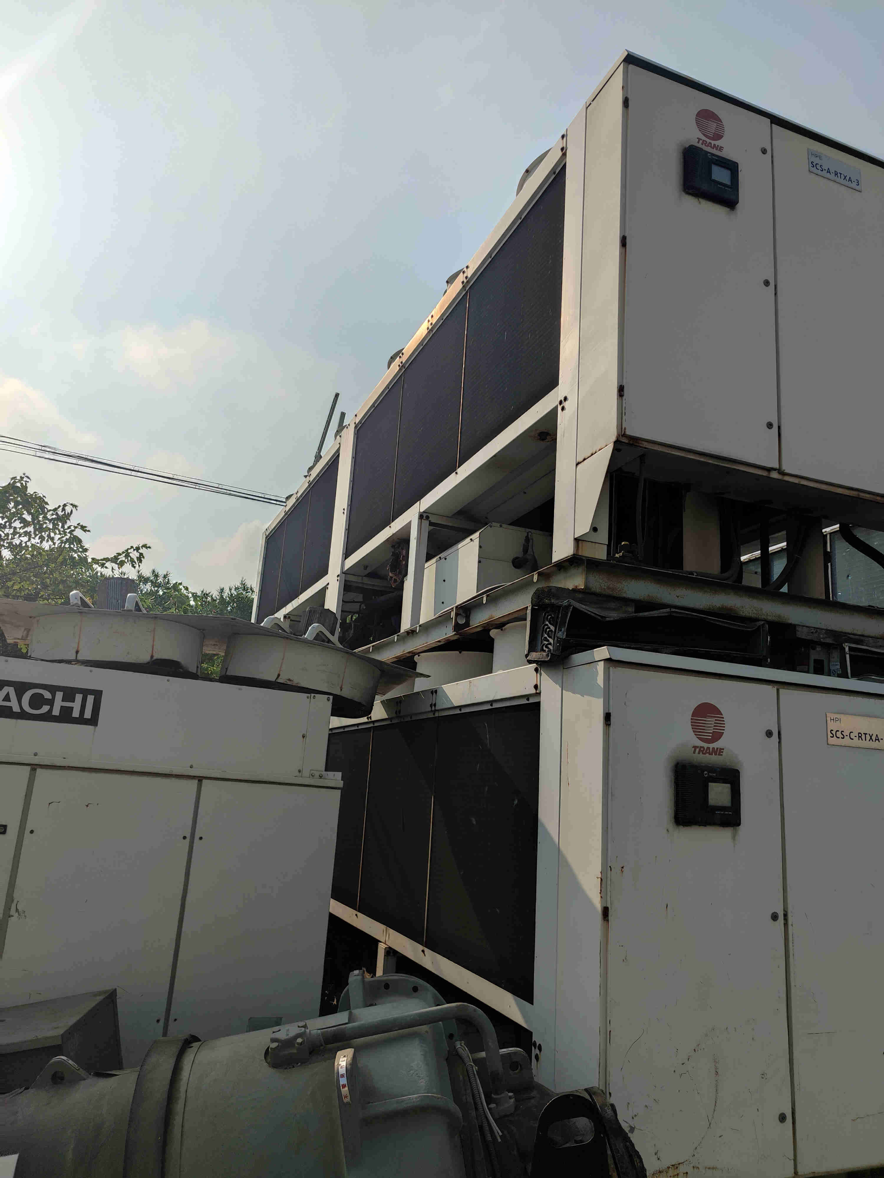 二手162冷吨特灵冷水机rtxa418特灵螺杆式风冷热泵机组