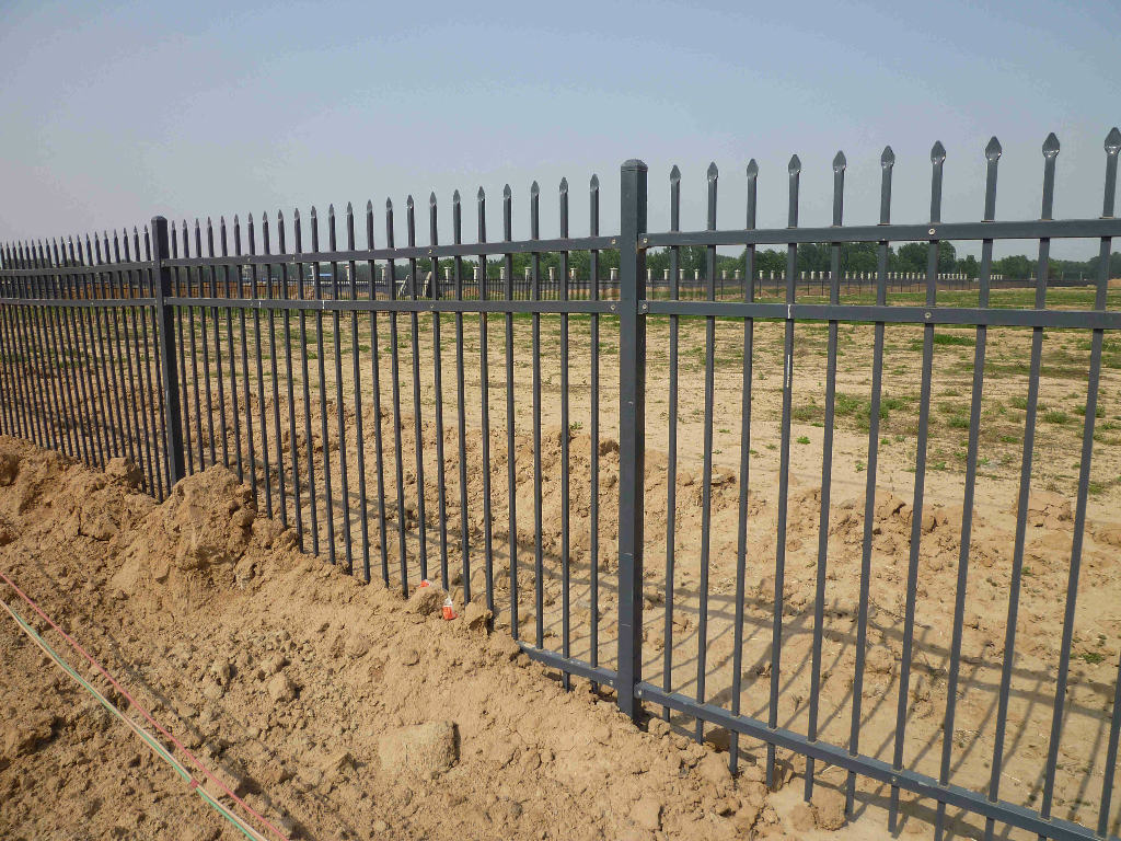 阿克苏防撞护栏厂生产厂家 围栏 可定制