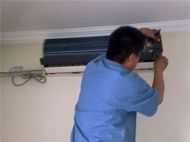 专业各种空调清洗维修安装拆装上门服务