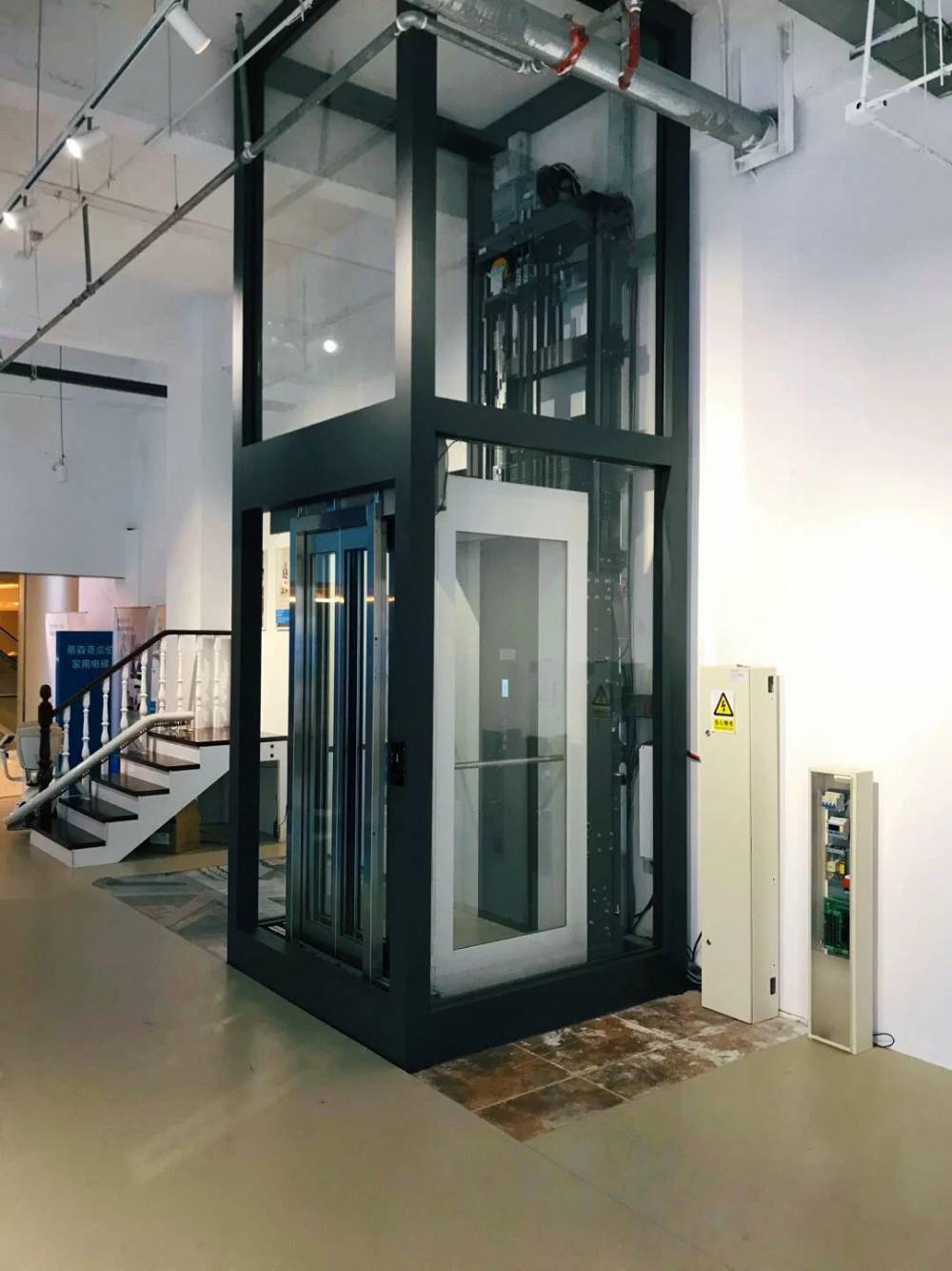 观光液压曳引无障碍二三四层室内外升降平台简易小型家用电梯