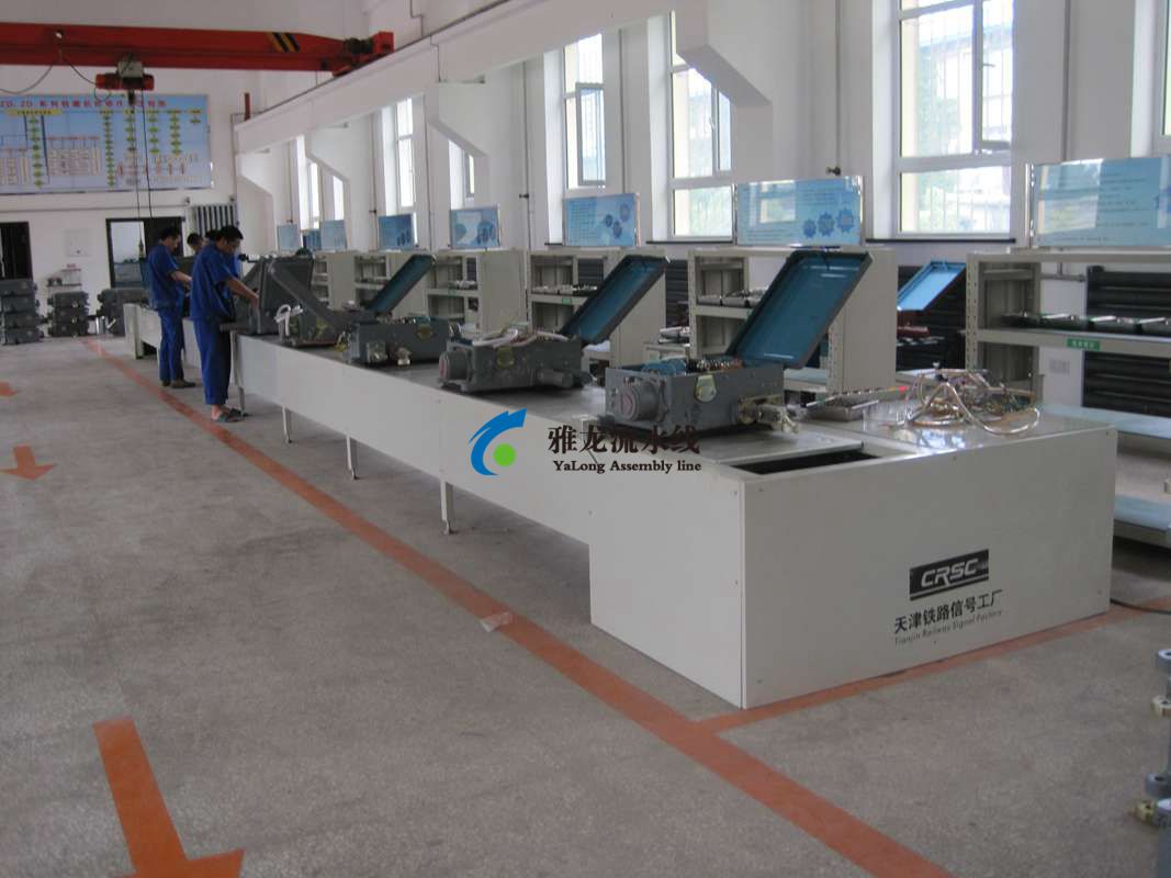 天津输送机 电动物流车生产线