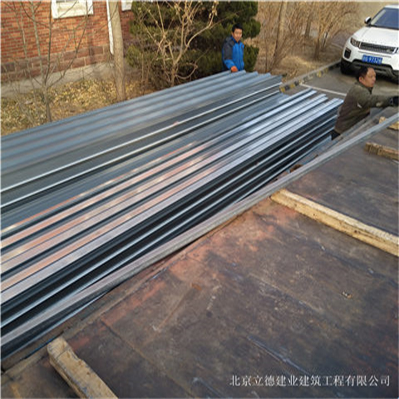 北京海淀彩钢库房更换 彩钢板墙面防水彩钢板