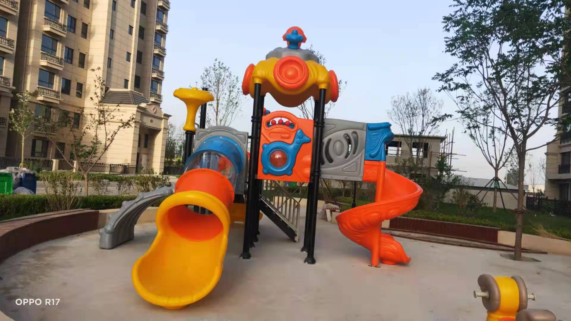 广东儿童游乐设备生产厂家 室外儿童滑梯