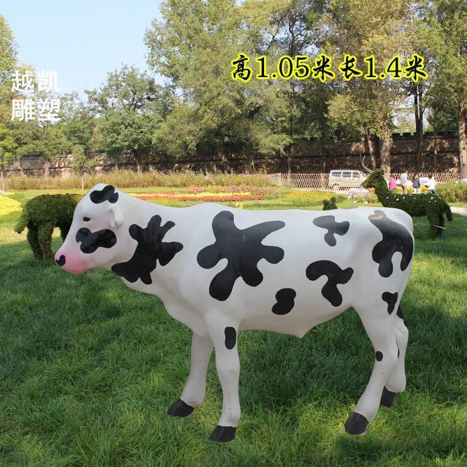 彩色农耕牛雕塑制作厂家 点击金属农耕牛雕塑制作 发光元素展品