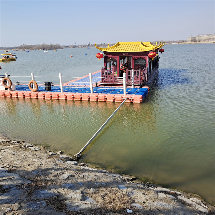 浮桥码头 平台浮筒水上浮桥钓位平台 水电维修网上接单平台