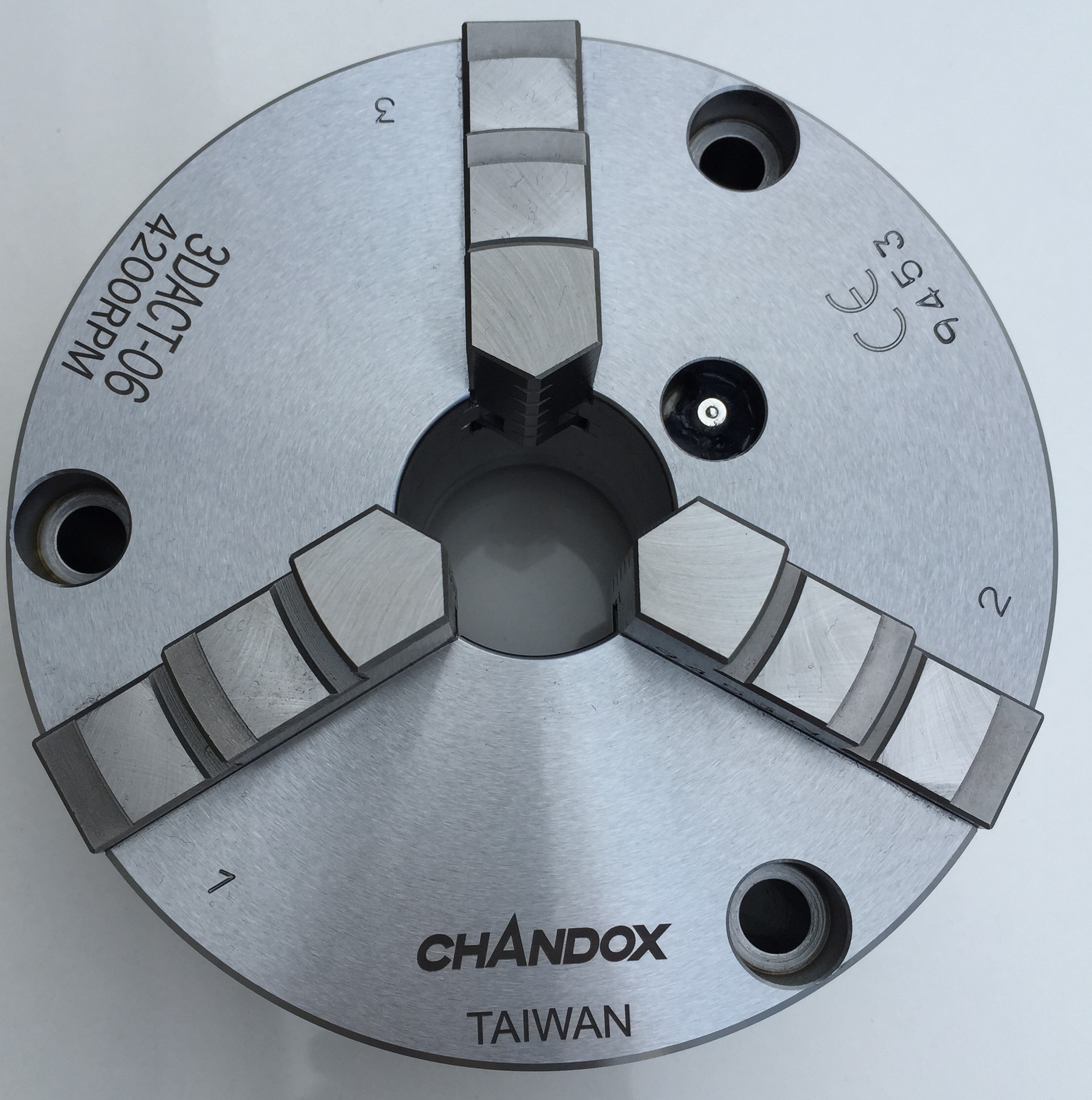 中国台湾千岛欧规可调式三爪钢壳夹头3DACT原厂