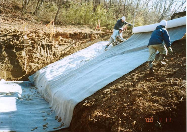 人工钠化膨润土防水毯 海南膨润土防水毯厂家