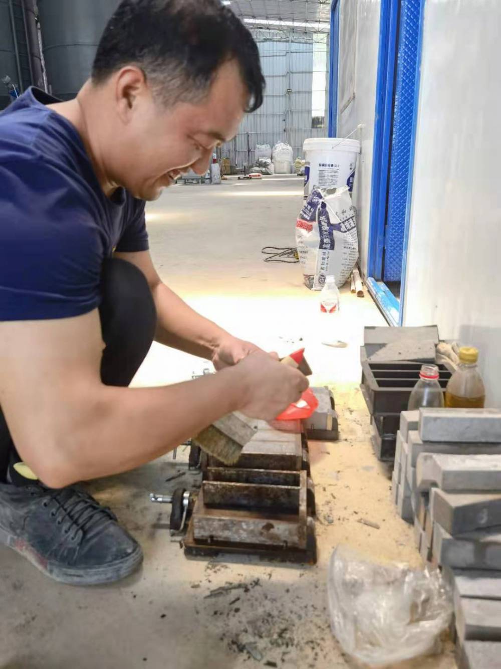 广西贺州供应速凝剂 锚固剂 砂浆王 防水粉 膨胀剂 新高和厂家