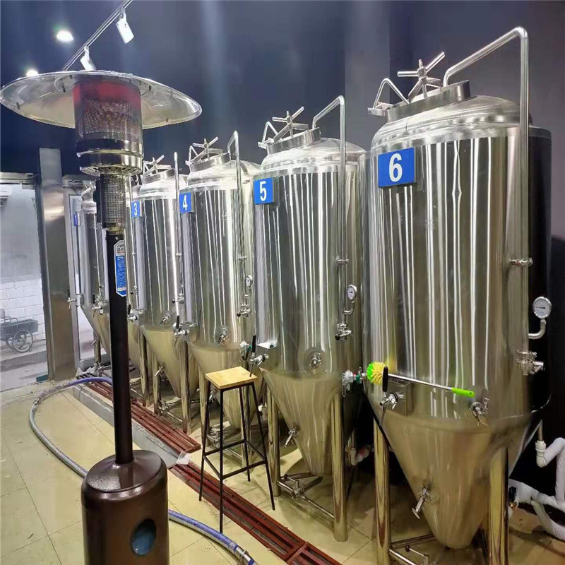 大中小型精酿啤酒设备日产500升到5000自酿啤酒设备