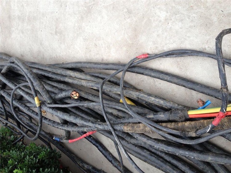 珠海市香洲区二手电缆线规格型号回收新计发