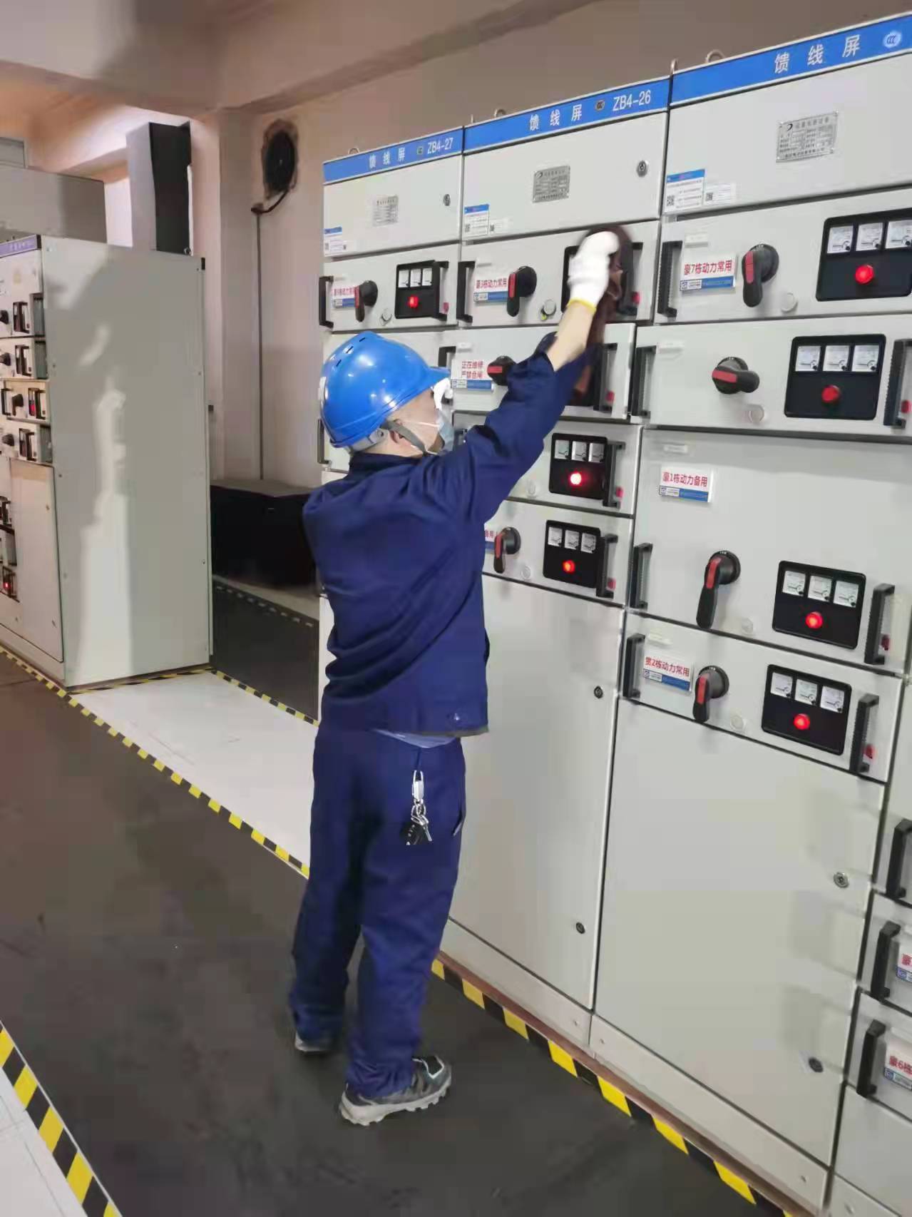 高压配电房设备预防性试验检修