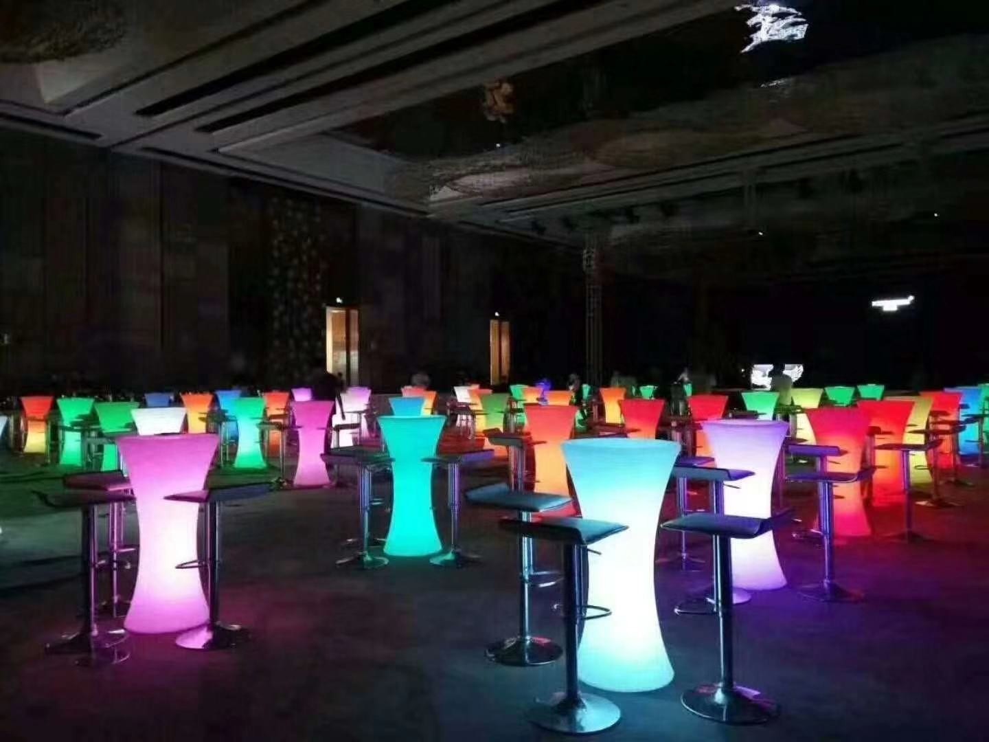 北京各种发光家具租赁 发光桌子凳子出租 七彩多变