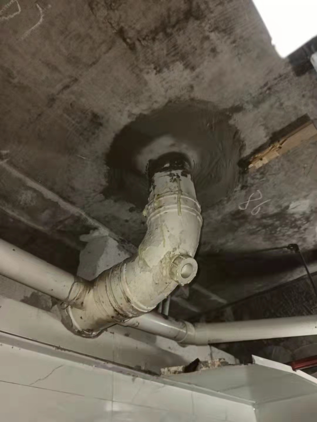 厚街电梯井防水补漏工程
