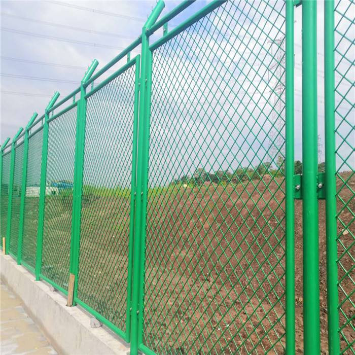 做围墙用围栏网、源诺金属丝网、厂家生产做围墙用围栏网