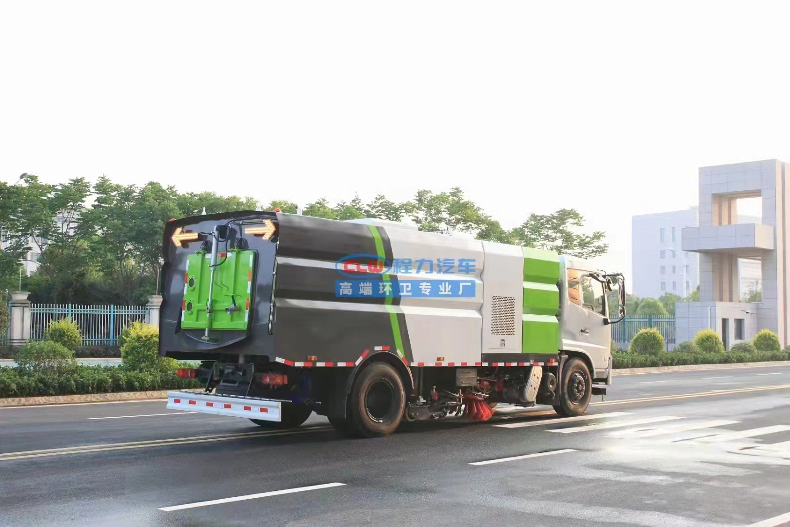 上海扫路车厂家 程力洗地车