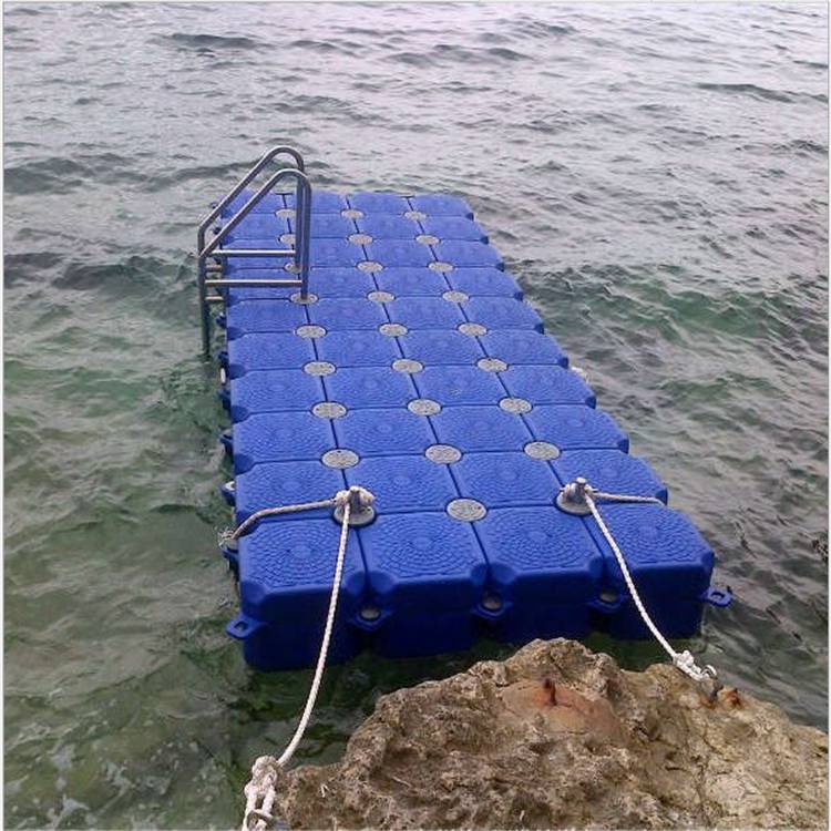 浮桥码头 水上平台厂家 塑料平台浮筒湖泊水上浮桥规格可定制