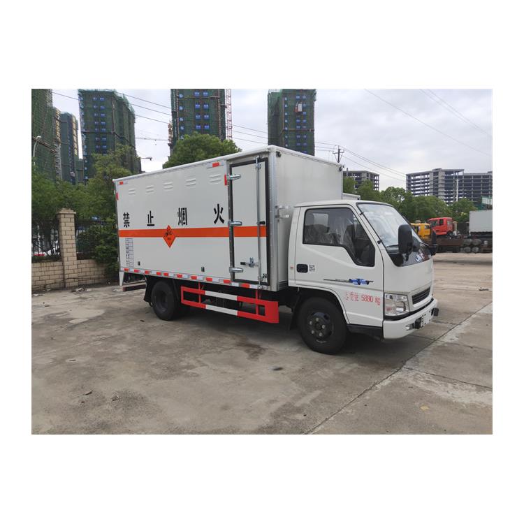 河南氧气瓶运输车安全性能高具有缓冲防撞功能