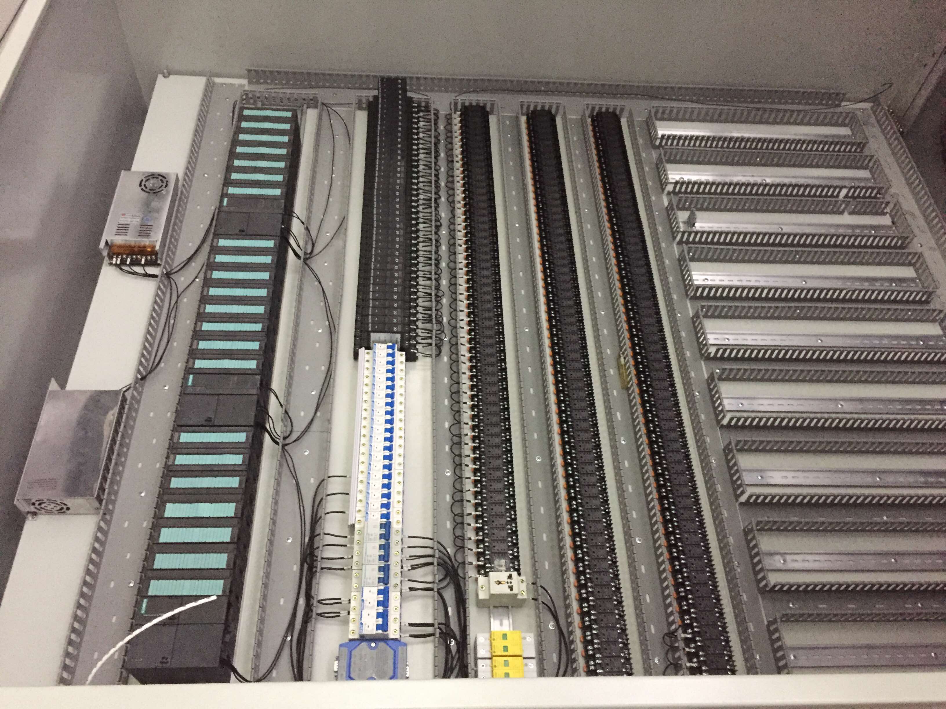 PLC控制柜应用于水处理有哪些用途？