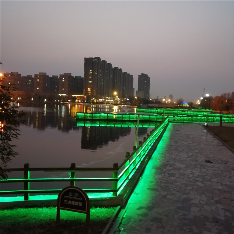 郑州光之华路灯厂MPPT-LED节能太阳能路灯