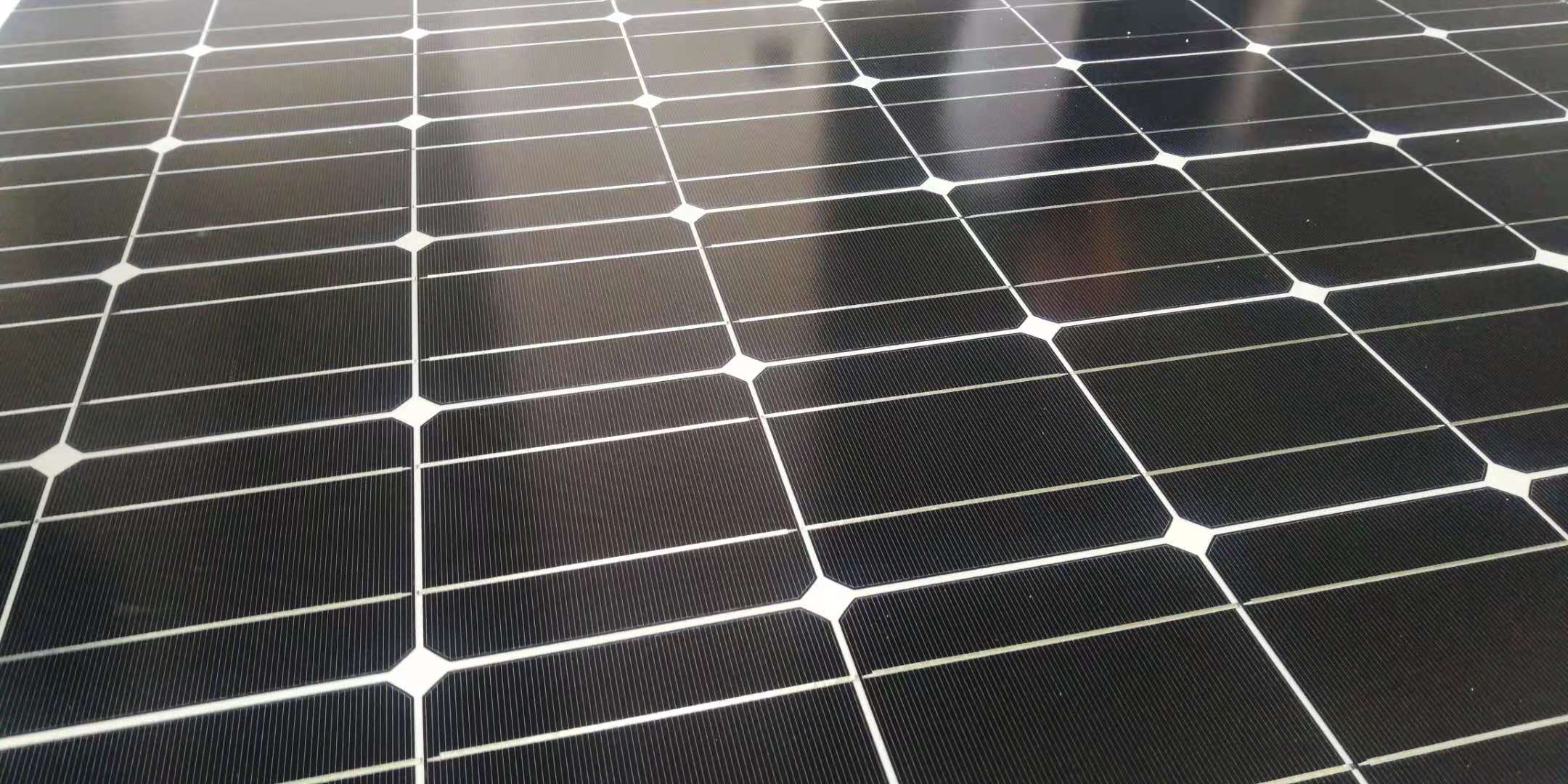 太阳能电池板低碳生活