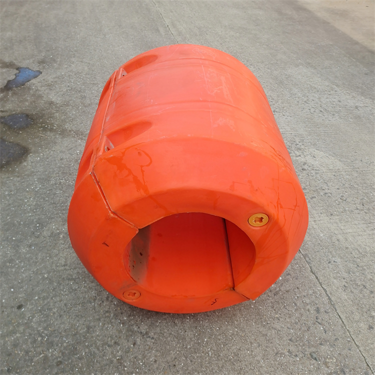 橙色量两半圆家管道浮筒 柏泰对夹管线浮排设计方案