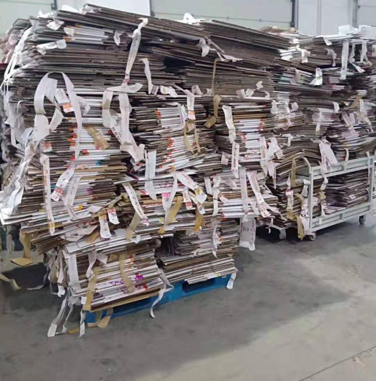 上海鼎源高价回收废纸板