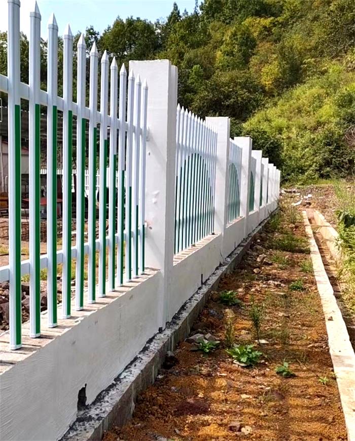 温州塑钢护栏小区塑钢围墙防护栏PVC护栏变压器加油站塑钢护栏