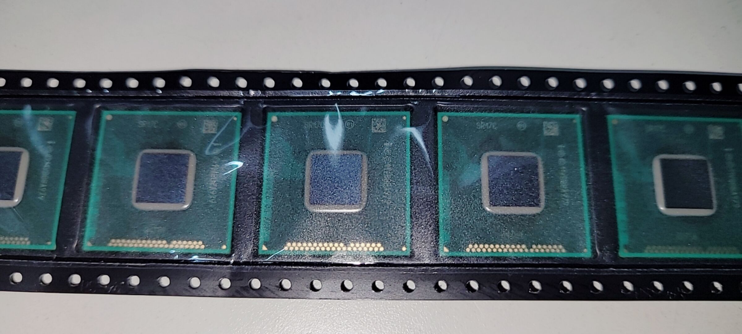 Intel chipset 芯片组 FH82H310C SRCXT 原包原盒