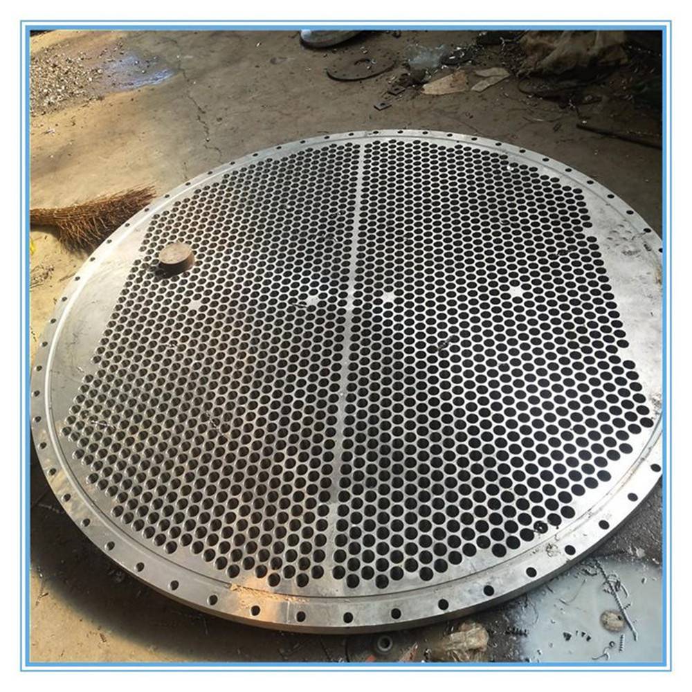 复合材质堆焊2205换热器管板 非标定做大口径锻制 折流板用碳钢是较多的 