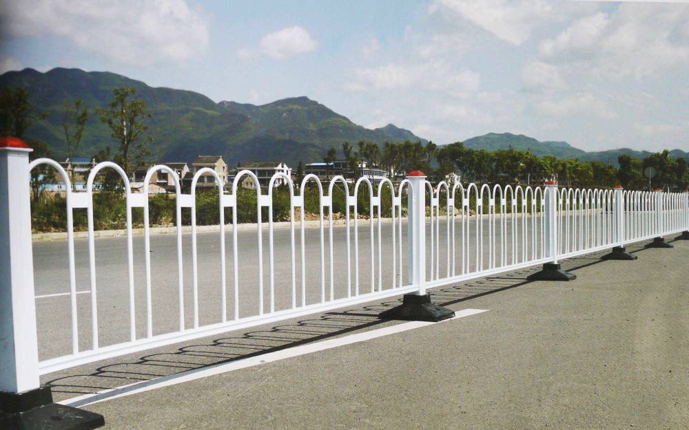 益阳护栏，*护栏，人行护栏，机非护栏，京式护栏制造厂家
