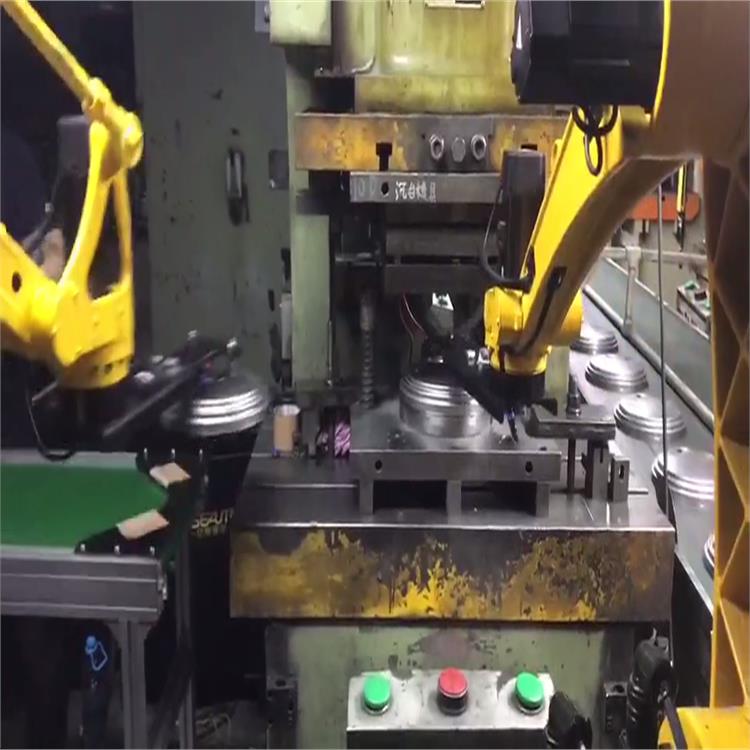 重庆四轴冲压机器人视频 冲床机械手