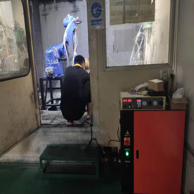 北京喷油机械手视频