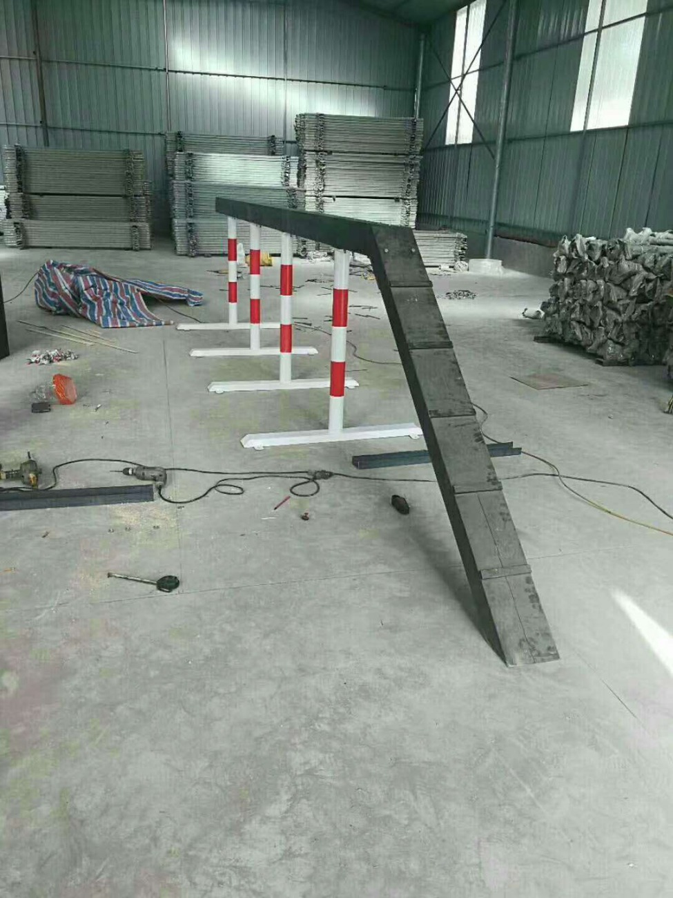 武汉标准500米障碍器材图片 百米障碍器厂家 川体育器材