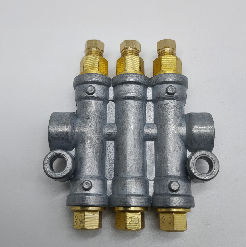 卸压式稀油定量分配器 ZLFG3-2 容积式定量稀油分配器