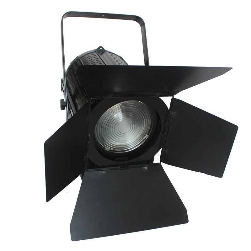 LED影视聚光灯LED100W演播室轮廓光和眼神光，菲涅尔透镜，功率100W