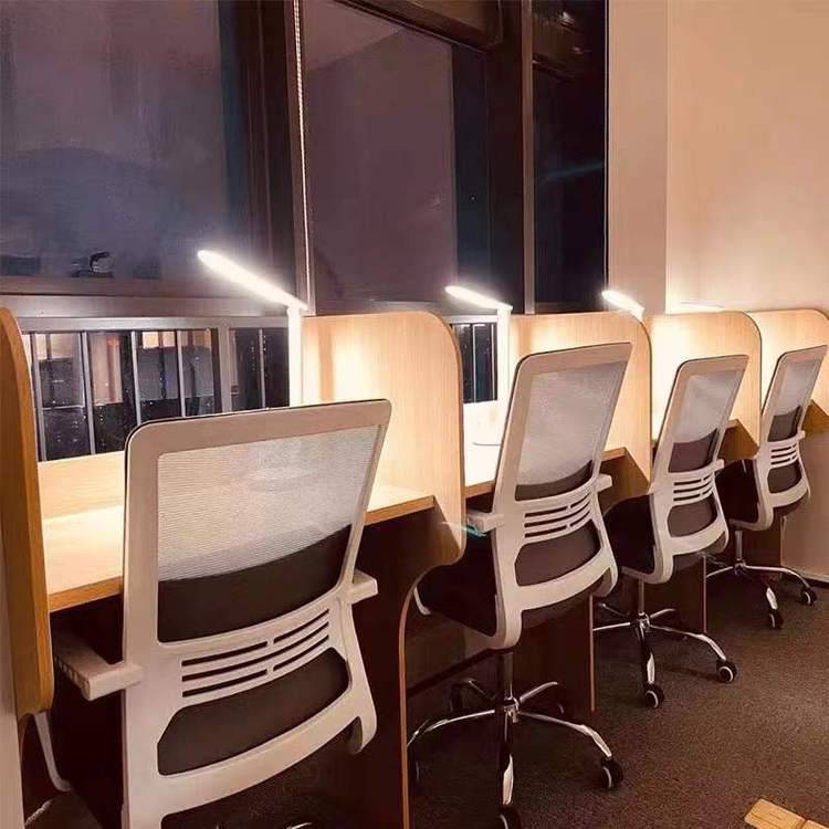 开封大学生带书架阅读灯的桌子定做众思创家具