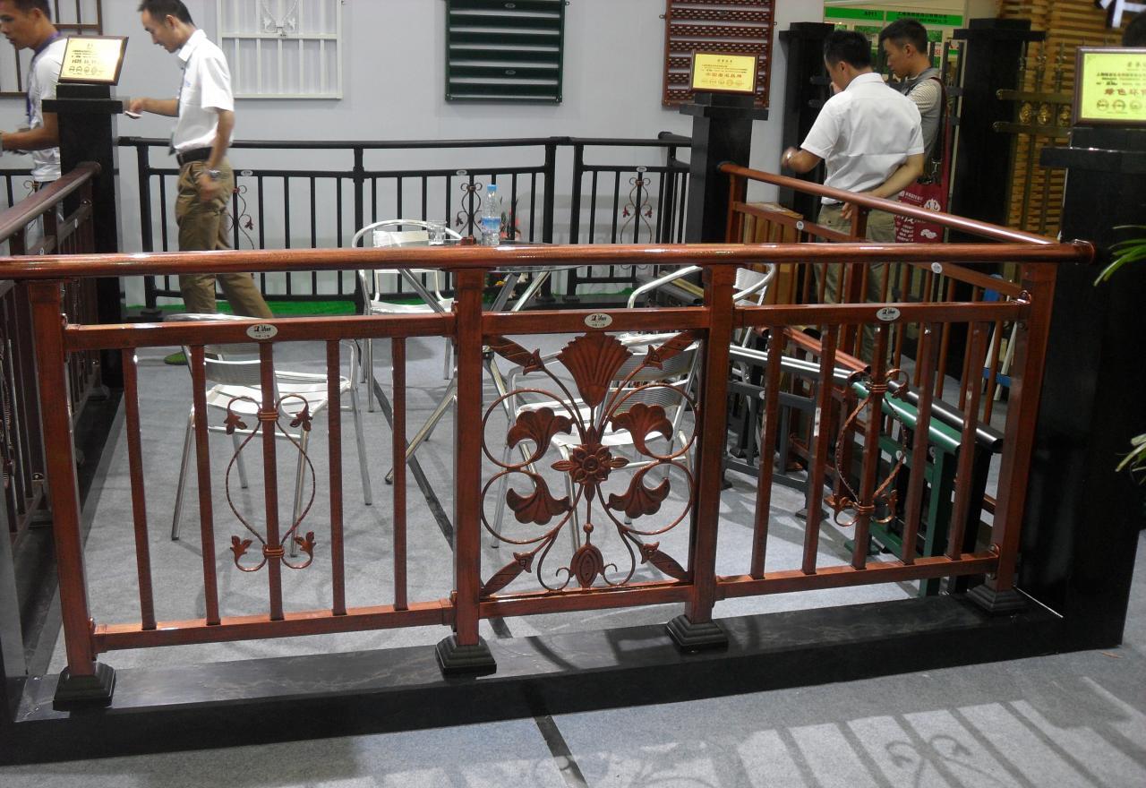 娄底锌钢阳台护栏生产厂家 锌钢阳台栏杆 详细介绍