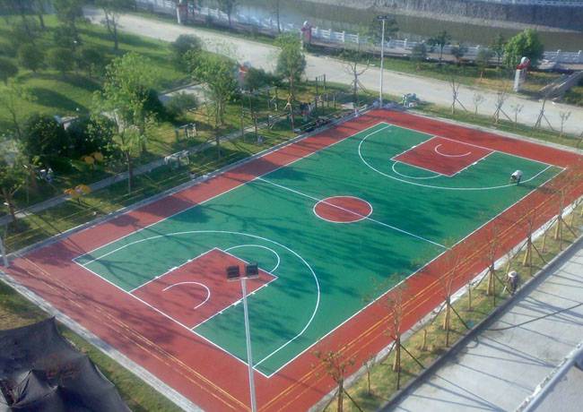 深圳塑胶篮球场施工厂家 创想城建 混凝土基础篮球场