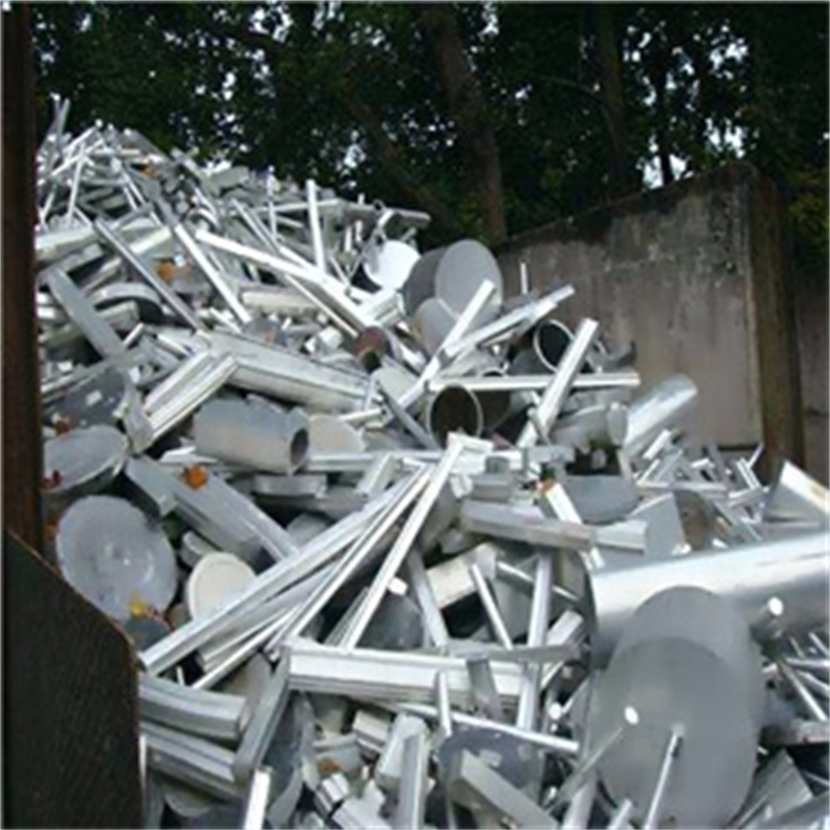 东海收废铝工厂-废旧塑料回收-冬芹