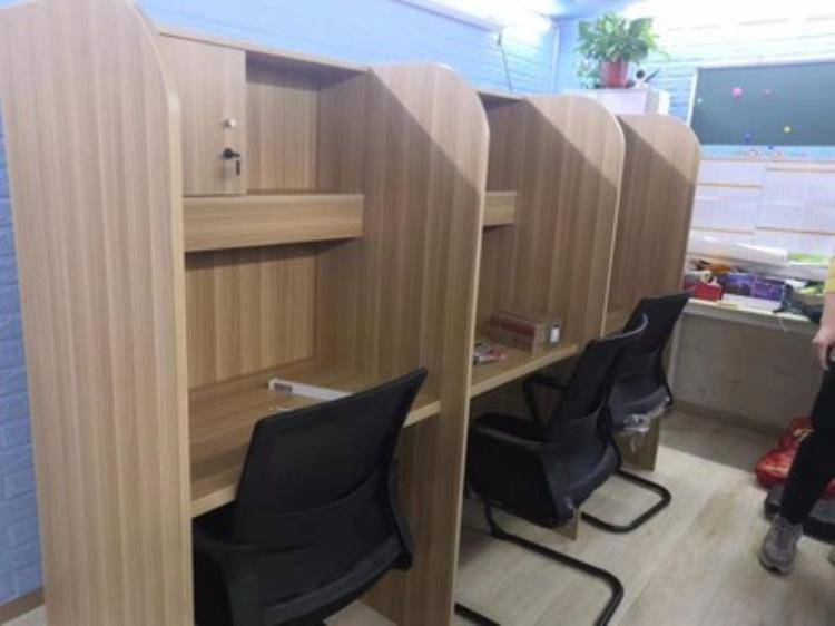 洛阳大学学生用木质学习桌椅定做众思创家具